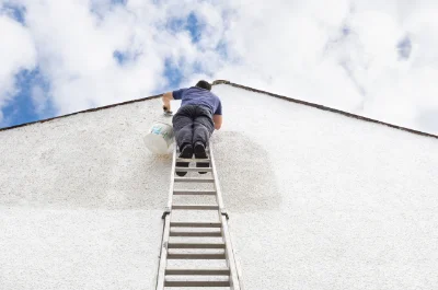 Peinture extérieure à Contré — façades et ravalement